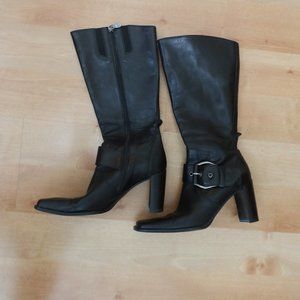 Donald Pliner Berget black boots
